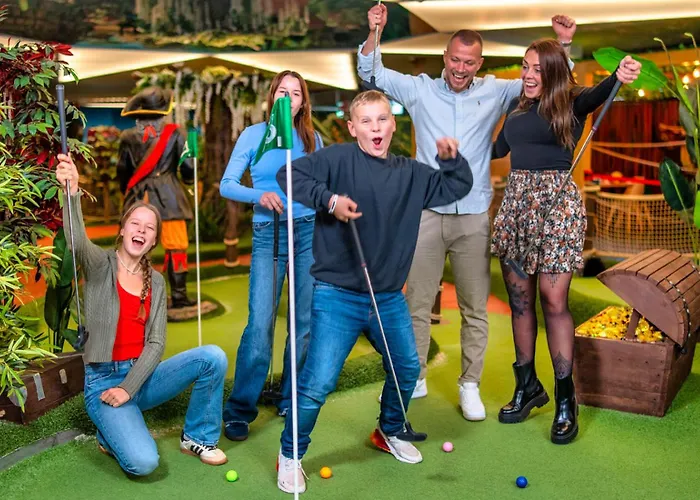 Bungis - 28 Ferienhaeuser Am Grimnitzsee G7